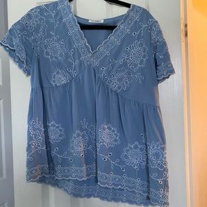 Blu Pepper blouse. Size L.